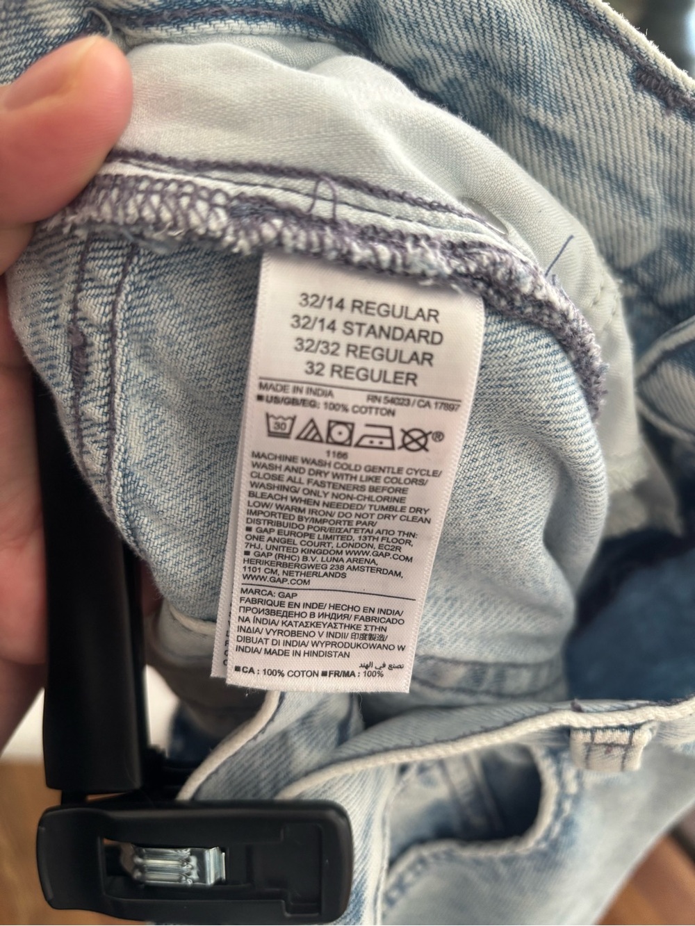 Size 14 GAP Horseshoe Light Wash Jeans - Picture 4 of 4